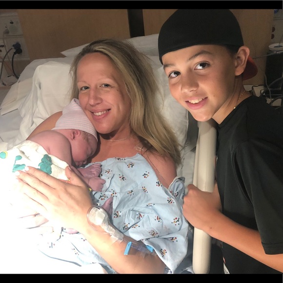 Meet your Posher, Tara - Picture 4 of 9